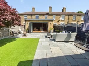 WOOD AVENUE- click for photo gallery